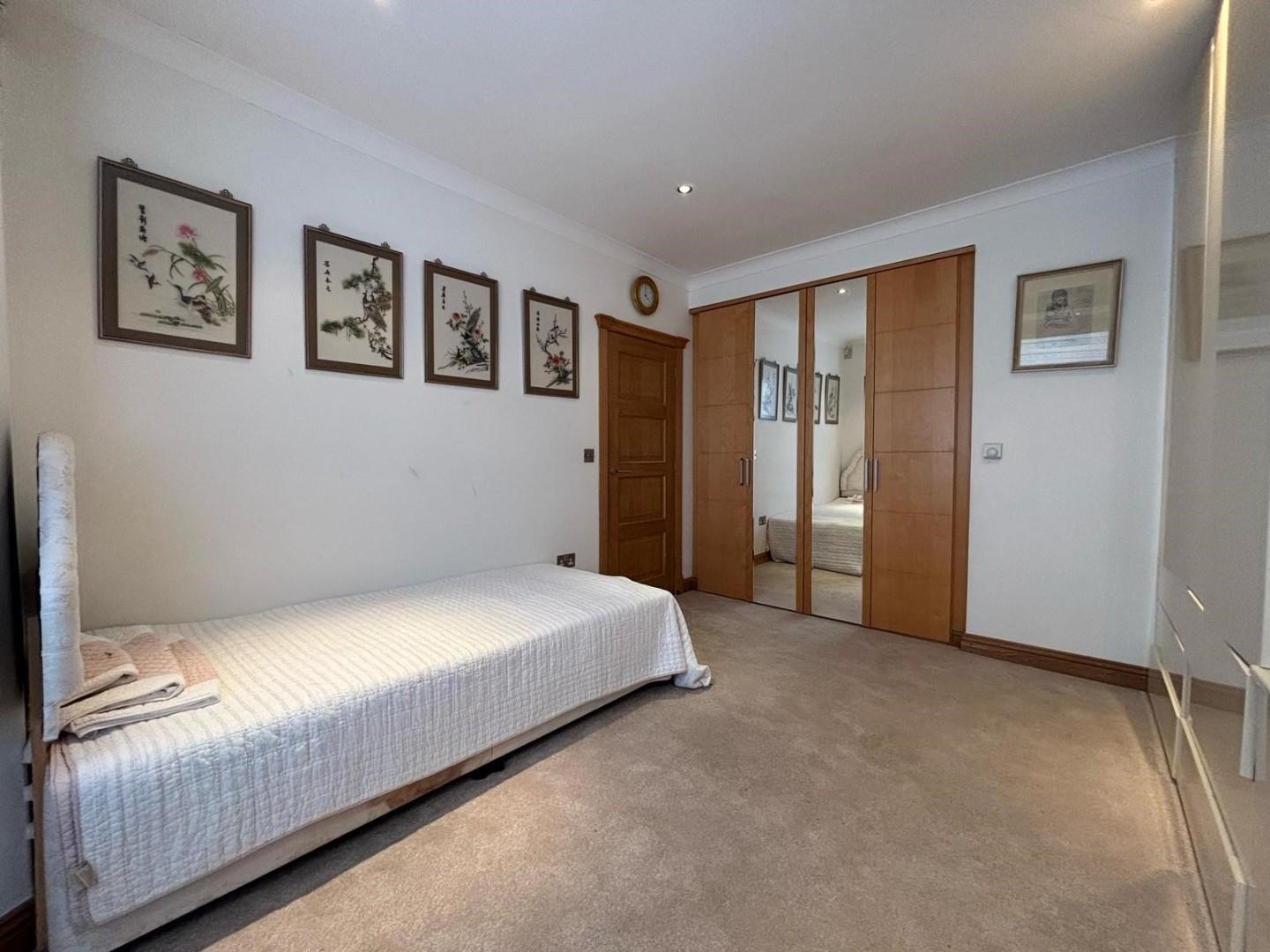 Sunnydale Gardens, Mill Hill, NW7, London